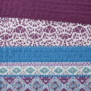 Intelligent Design Joni Reversible Quilt Set with Throw Pillows
