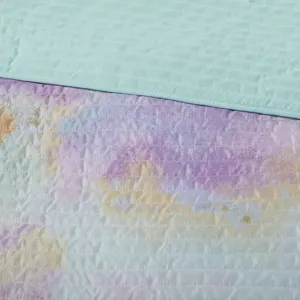 Intelligent Design Cassiopeia Watercolor Tie Dye Printed Quilt Set with Throw Pillow