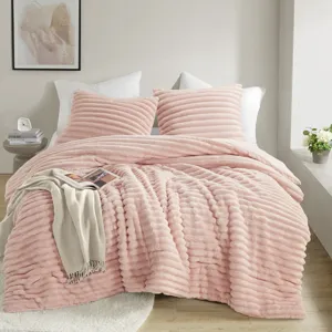 Intelligent Design Avril Fluffy Ribbed Plush Comforter Set