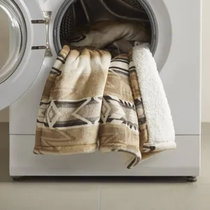 Woolrich Print Plush to Sherpa Heated Throw