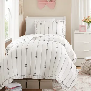 Intelligent Design Liv Quilt Set