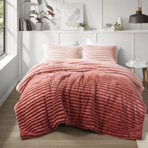 Intelligent Design Avril Fluffy Ribbed Plush Comforter Set