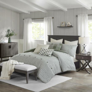 Madison Park Signature Essence Oversized Cotton Clipped Jacquard Comforter Set with Euro Shams and Throw Pillows