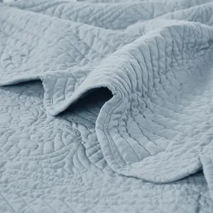 Madison Park Tuscany Oversized Quilted Throw with Scalloped Edges
