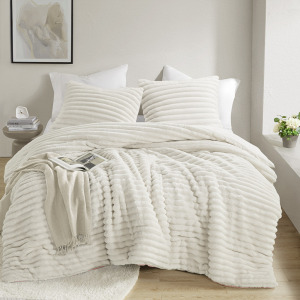 Intelligent Design Avril Fluffy Ribbed Plush Comforter Set