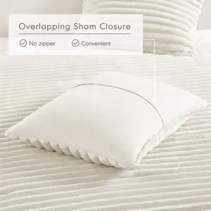 Intelligent Design Avril Fluffy Ribbed Plush Comforter Set