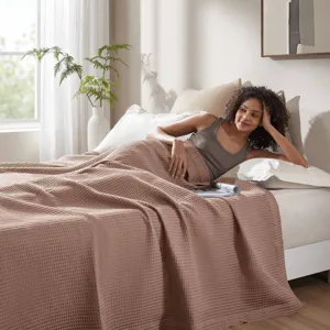 Madison Park Waffle Weave Cotton Blanket