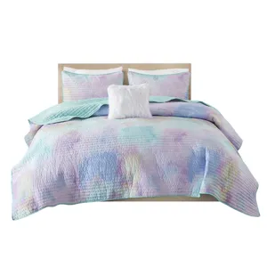 Intelligent Design Cassiopeia Watercolor Tie Dye Printed Quilt Set with Throw Pillow