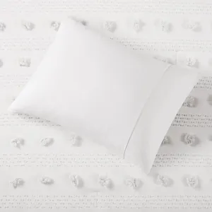 Intelligent Design Lucy Clip Jacquard Comforter Set