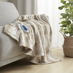 Beautyrest Zuri Oversized Faux Fur Heated Throw