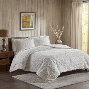 Teton King/Cal King Embroidered Plush Quilt Set - Ivory