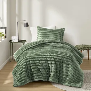 Intelligent Design Avril Fluffy Ribbed Plush Comforter Set