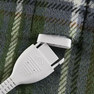 Woolrich Print Plush to Sherpa Heated Throw
