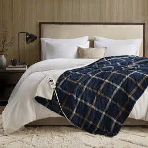 Woolrich Print Plush to Sherpa Heated Throw