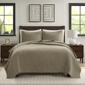 Hampton Hill Velvet Touch 3 Piece Luxurious Oversized Quilt Set