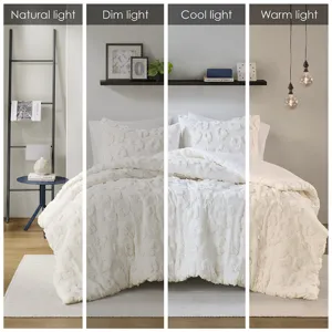Intelligent Design Larissa Animal Chenille Duvet Cover Set