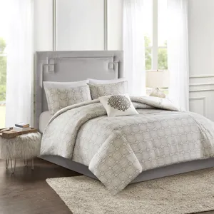 Madison Park Malia 4 Piece Embroidered Cotton Reversible Duvet Cover Set