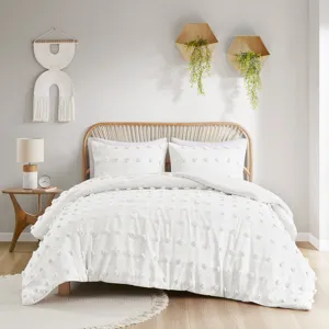 Intelligent Design Lucy Clip Jacquard Duvet Cover Set