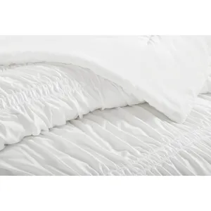 Intelligent Design Ella Comforter Set
