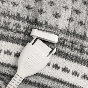 Woolrich Print Plush to Sherpa Heated Throw