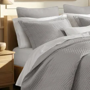 Harbor House Liam Hotel 3 Piece Cotton Quilt Set