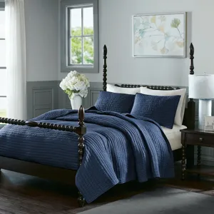 Madison Park Signature Serene 3 Piece Hand Quilted Cotton Quilt Set