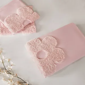 Urban Habitat Kids Gracie Floral Reversible Tufted Chenille Duvet Cover Set
