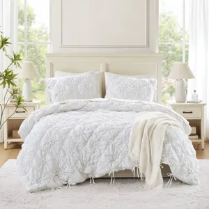 Intelligent Design Lily Comforter Set