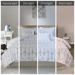 Intelligent Design Raina Metallic Printed Comforter Set
