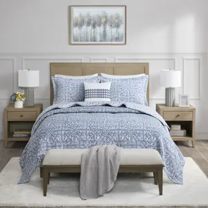 Madison Park Signature Harmony 4 Piece Oversized Reversible Matelasse Quilt Set with Throw Pillow