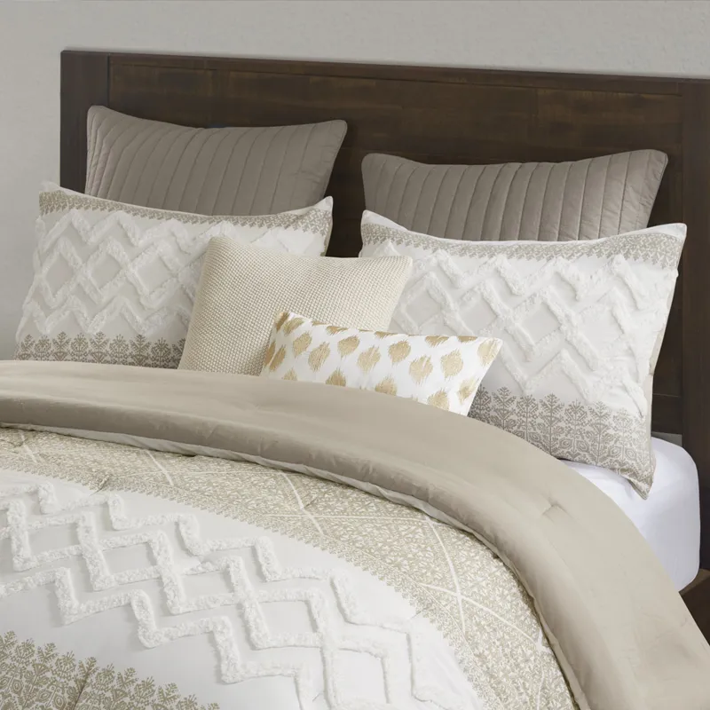 INK+IVY Mila 3 Piece Cotton Comforter Set with Chenille Tufting