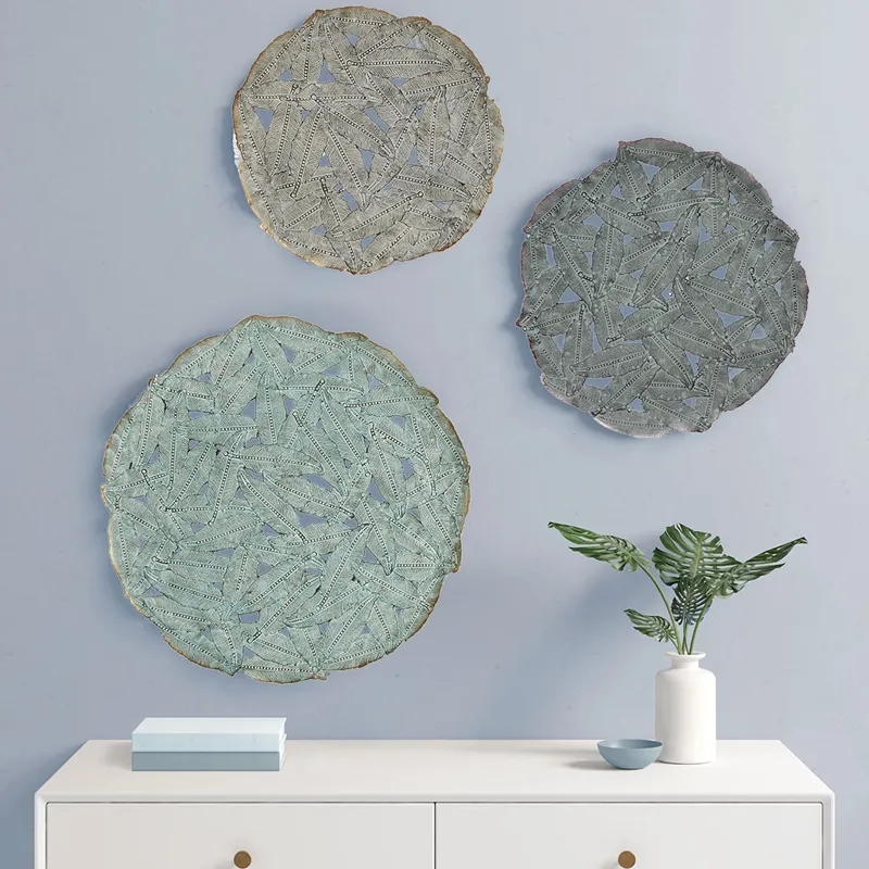 Madison Park Rossi Textured Feather 3-piece Metal Disc Wall Decor Set