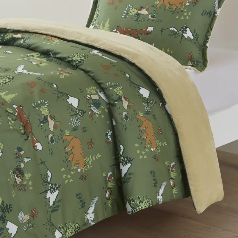 Mi Zone Kids Heath Forest Animals Plush Reversible Comforter Set