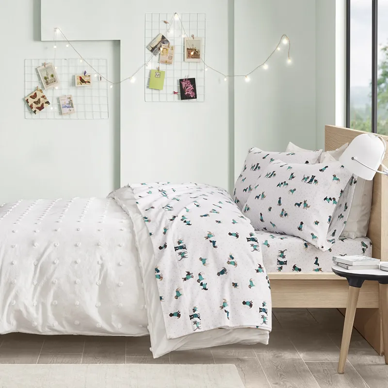 Intelligent Design Cozy Soft Cotton Flannel Printed Sheet Set