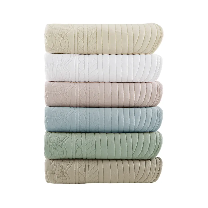 Madison Park Tuscany Oversized Quilted Throw with Scalloped Edges