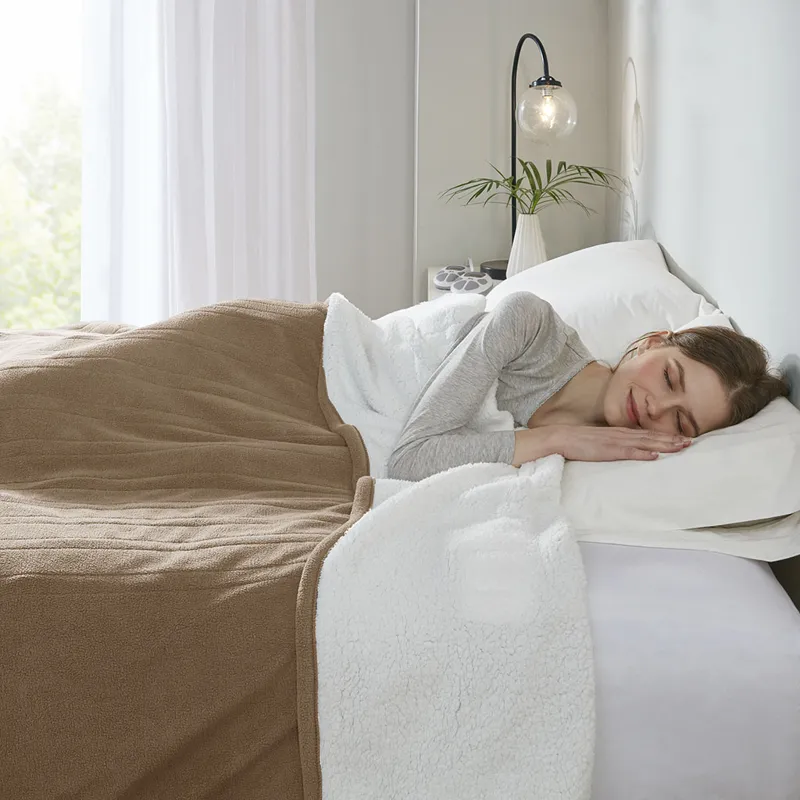 Serta Fleece to Sherpa Heated Blanket