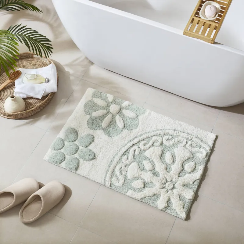 Madison Park Casablanca Medallion Cotton Tufted Bath Rug