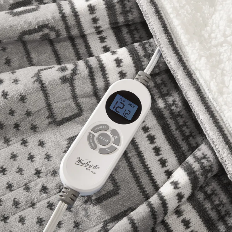 Woolrich Print Plush to Sherpa Heated Throw