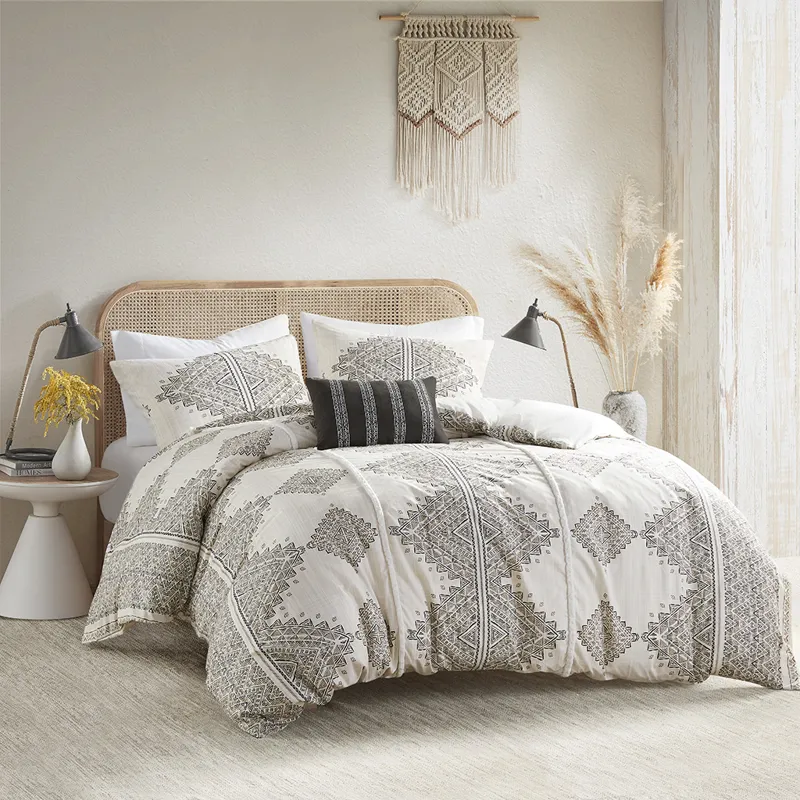 Madison Park Ibiza 4 Piece Printed Duvet Cover Set with Throw Pillow
