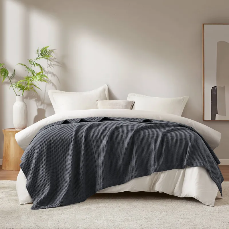 Madison Park Waffle Weave Cotton Blanket