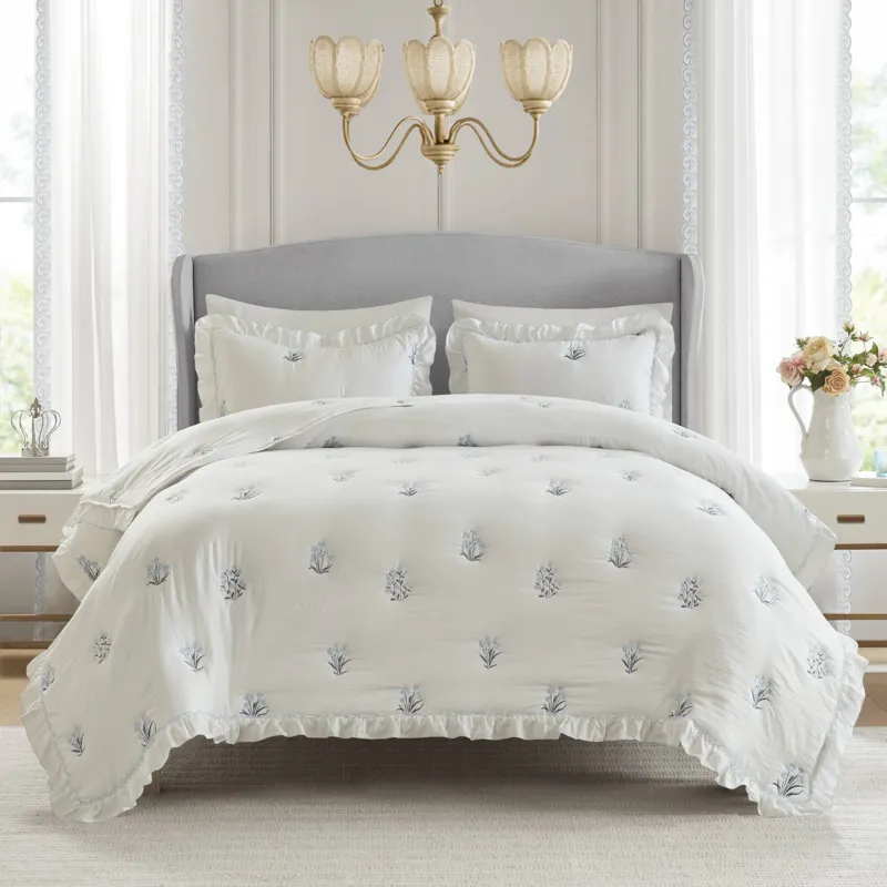 Intelligent Design Aglaia Quilt Set