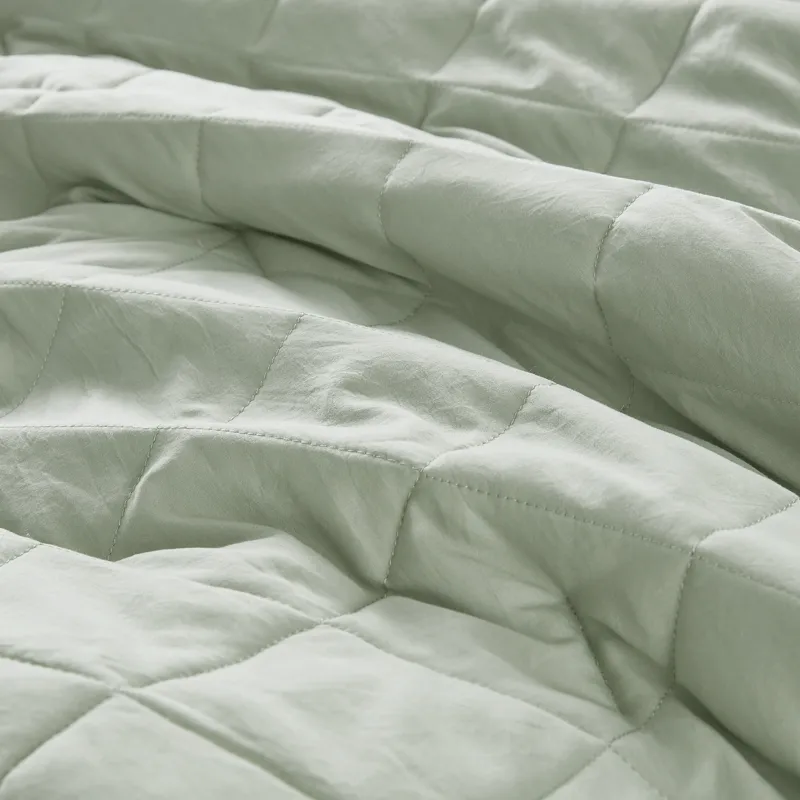Comfort Spaces Hannah Diamond Quilted Ruffle Edge Comforter Set