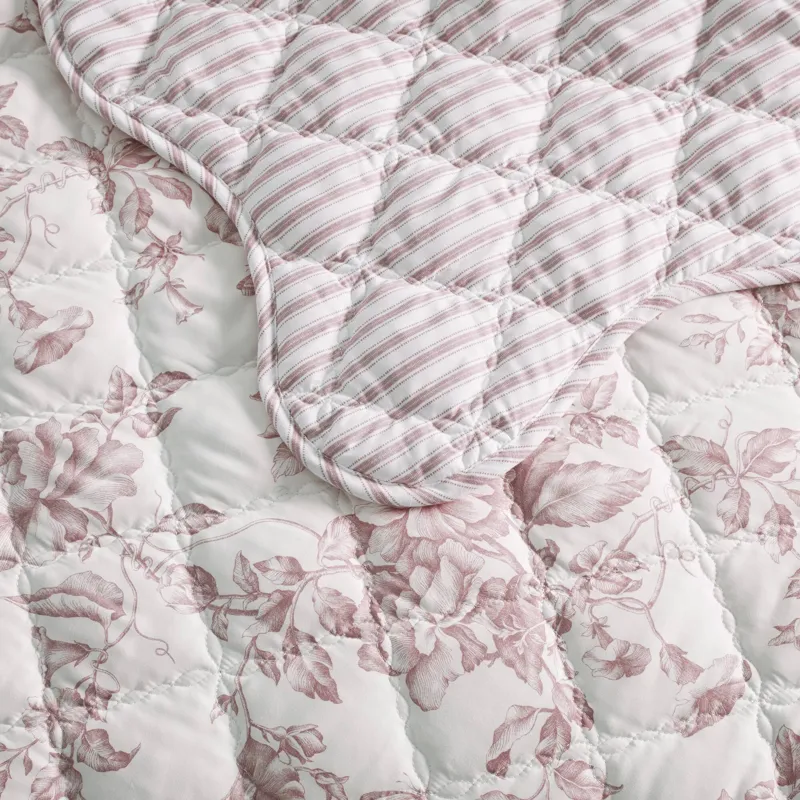 Madison Park Essentials Adele Quilt Set