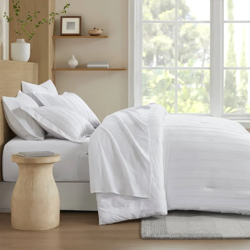 Super Listing Logan Striped Reversible Pintuck Pleated Comforter Set