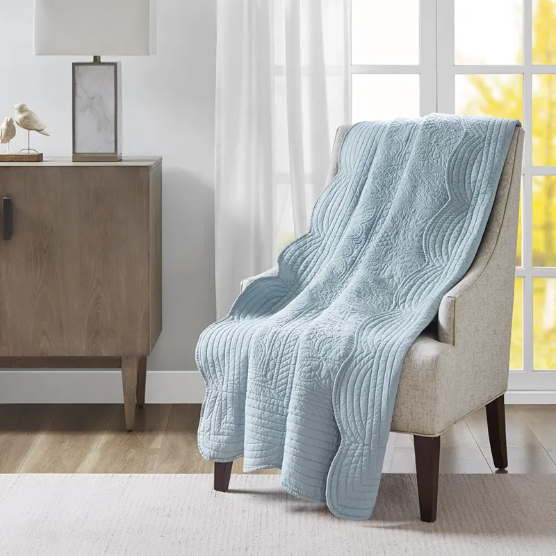 Madison Park Tuscany Oversized Quilted Throw with Scalloped Edges