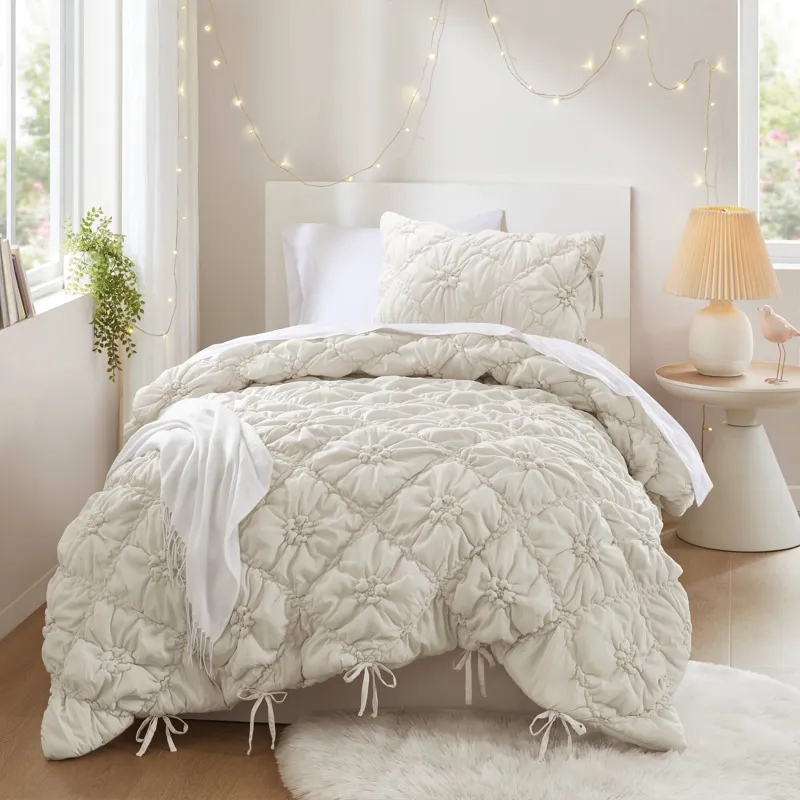 Intelligent Design Lily Comforter Set