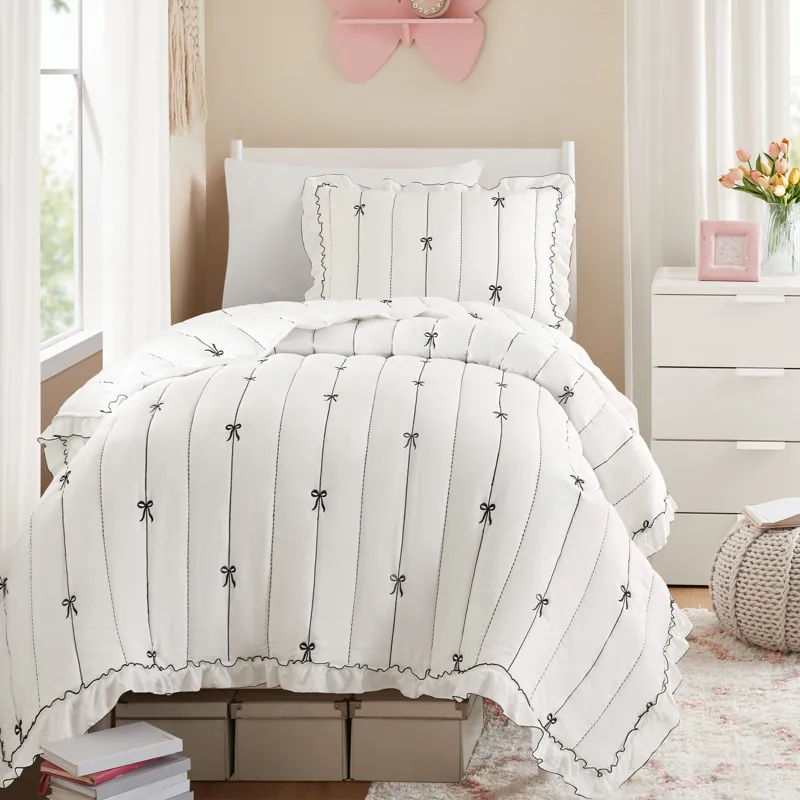 Intelligent Design Liv Quilt Set