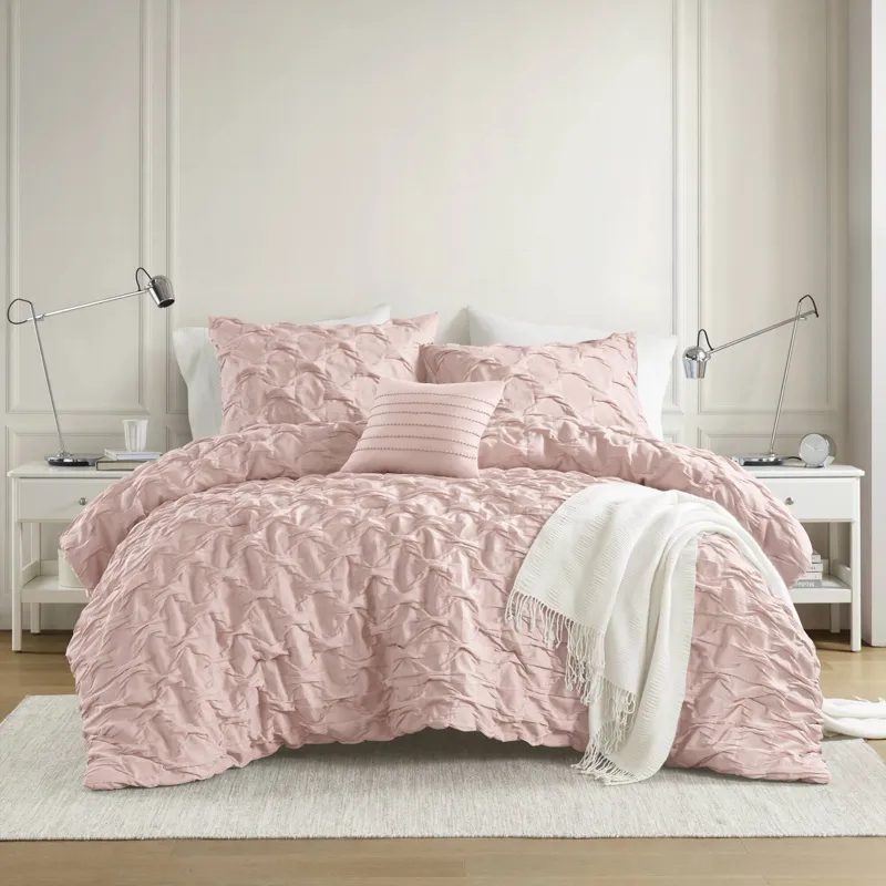 Comfort Spaces Bailey Diamond Pintuck Pleated Woven Comforter Set