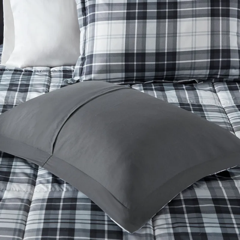 Madison Park Essentials Parkston 3M Scotchgard Down Alternative All Season Comforter Set