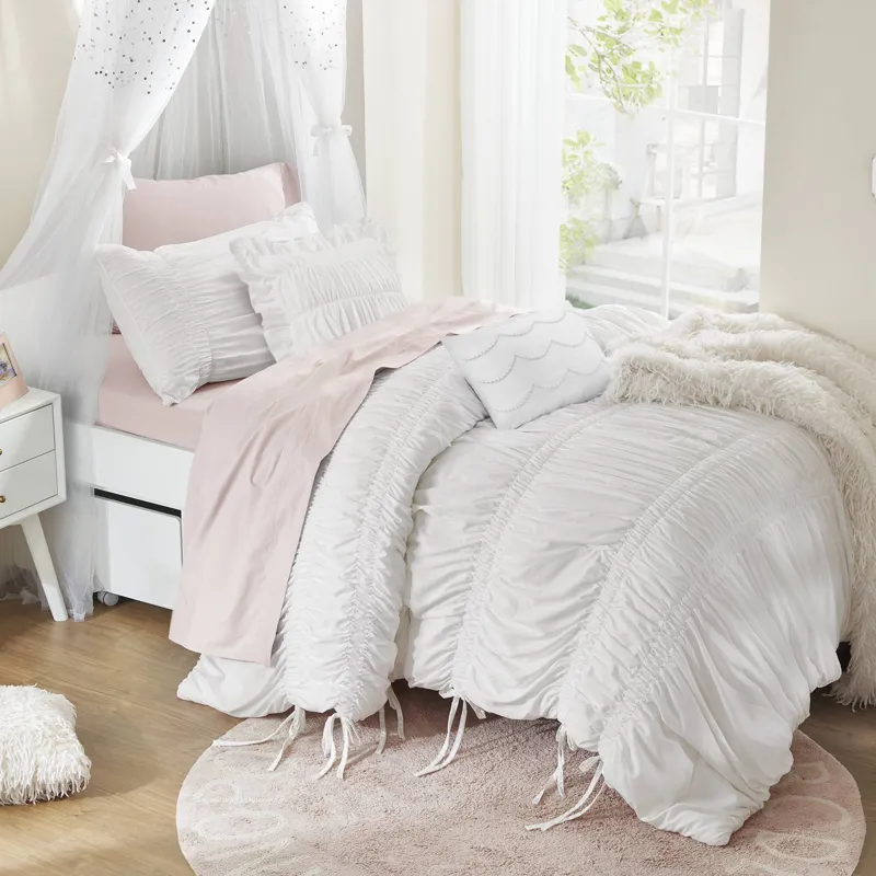 Intelligent Design Ella Comforter Set